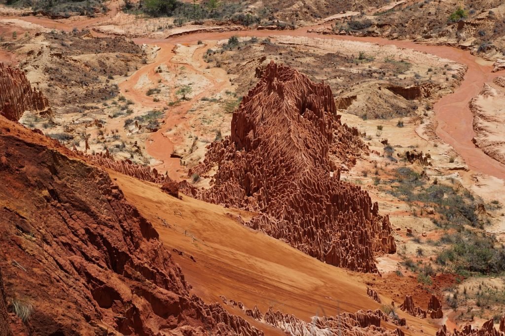 Rote Tsingys im Norden Madagaskars